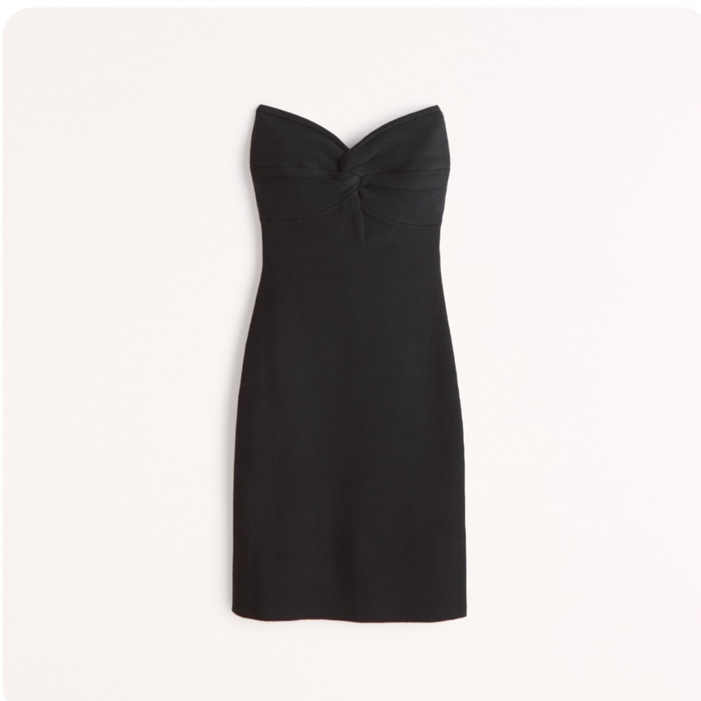 Abercrombie & Fitch Strapless Twist-Front Mini Sweater Dress